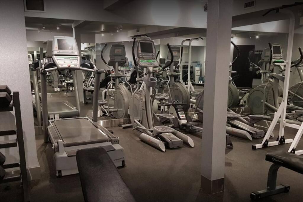 Luxury Two Queen Beds Condo - Grande Rockies Resort Indoor Parking Pool Hot Tub Gym Canmore Exterior foto