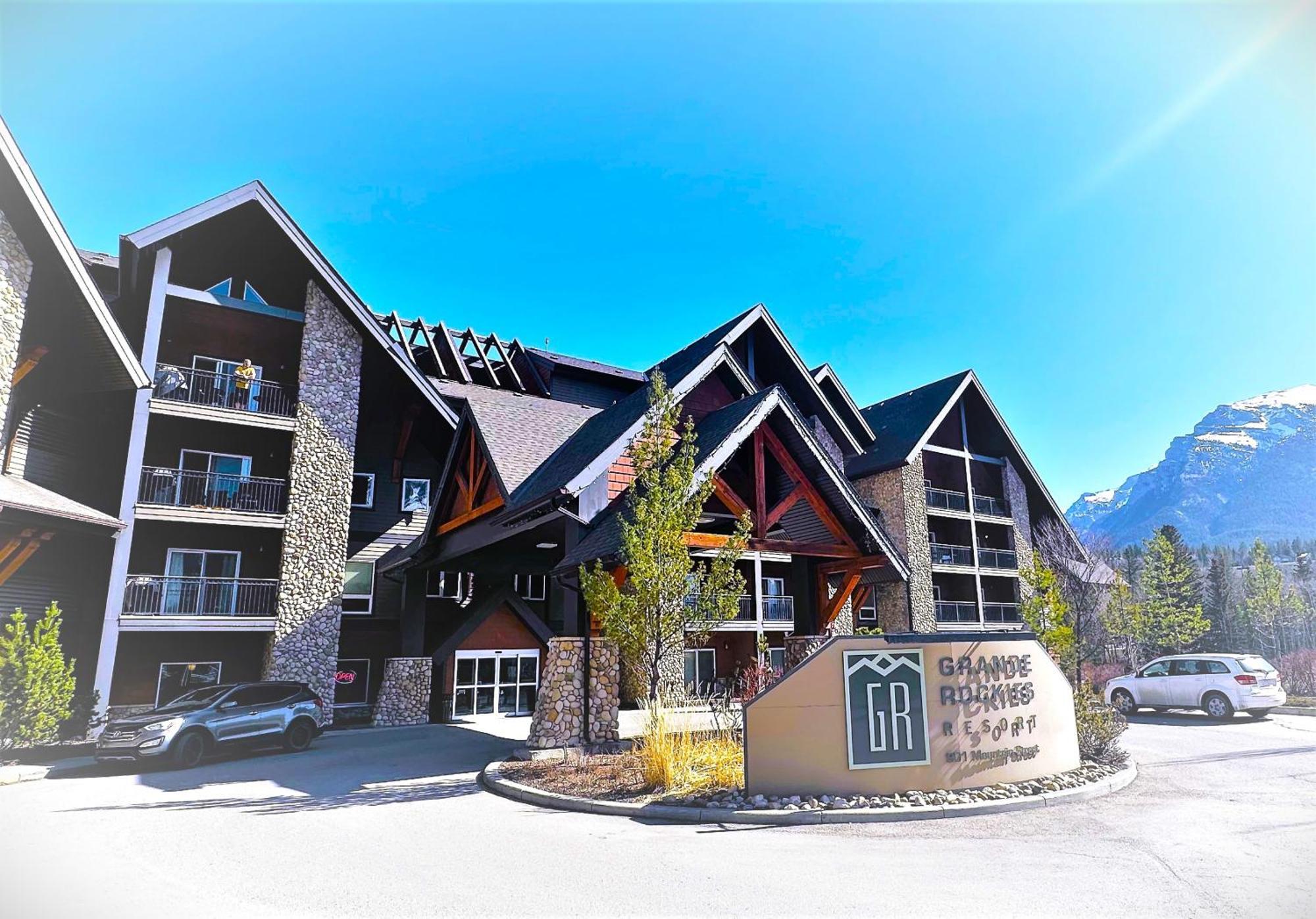 Luxury Two Queen Beds Condo - Grande Rockies Resort Indoor Parking Pool Hot Tub Gym Canmore Exterior foto